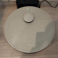 robot aspirapolvere e lavapavimenti