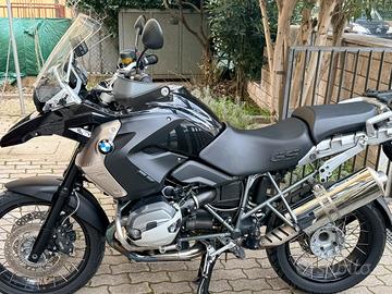 Bmw 1200 gs triple black