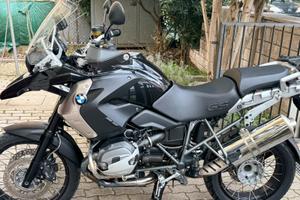 Bmw 1200 gs triple black