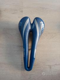 Sella per bici da corsa SMP Extra