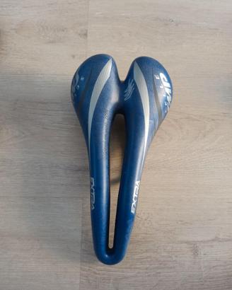Sella per bici da corsa SMP Extra