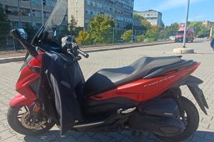 Scooter Honda Forza 350 Rosso 2023 km 36.500