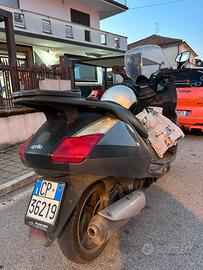 Aprilia Atlantic 250