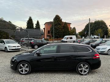 Peugeot 308 BlueHDi 120 S&S EAT6 SW Allure