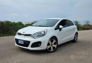 Kia Rio 1.1 CRDi 5p. Cool