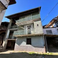 CASA SEMINDIPENDENTE A RUEGLIO