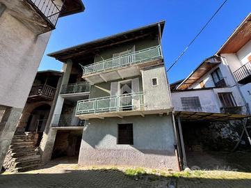 CASA SEMINDIPENDENTE A RUEGLIO