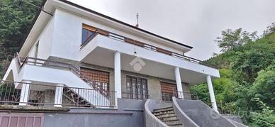 VILLA SINGOLA A PIOSSASCO