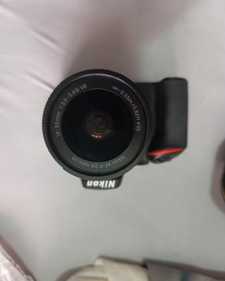 Nikon D3500 + 2 obiettivi batteria e caricatore