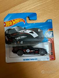 Hot Wheels '96 Dodge Viper GTS nera