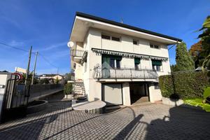 VILLA SINGOLA A PEDEROBBA
