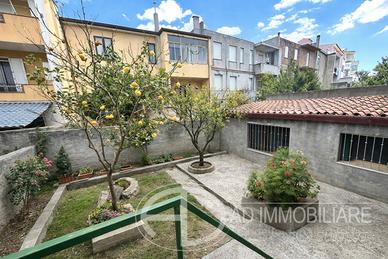 Raro appartamento autonomo con giardino