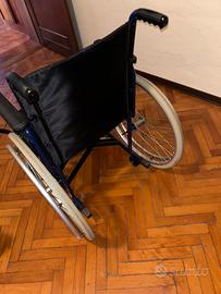 Carrozzina x disabili/anziani