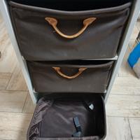 mobiletto con rotelle 