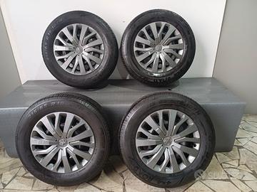 Cerchi in Ferro Gomme Copricerchi Citroen Berlingo