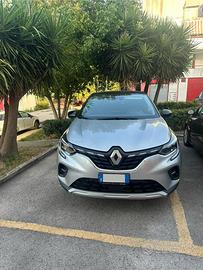 Renault Captur ibrida