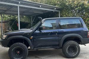NISSAN PATROL GR Y61