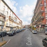 Capodichino- capannoni con area esterna