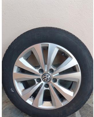Gomme auto