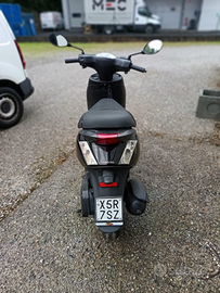 Zip piaggio