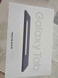 Samsung tab s10 FE 5g + cover con tatiera