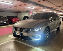VOLKSWAGEN Passat 8ª serie - 2016