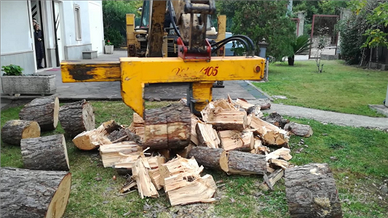 Spaccalegna per escavatore