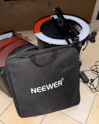 Ring light Neewer 18’’ LED con stativo, filtri bag