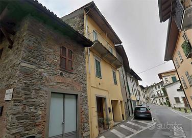 Casa Singola a Pontida