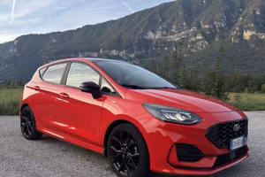ST Line X 1.0 ecoboost 125cv con tetto panoramico