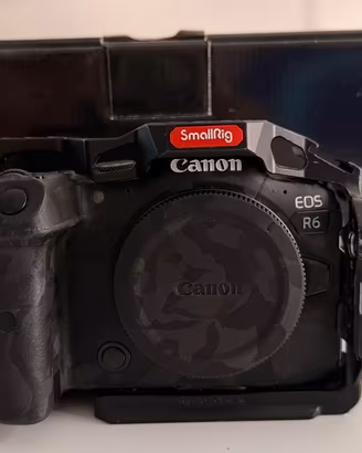 Canon r6- Come nuova + accessori
