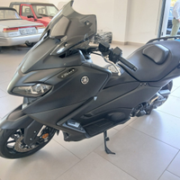 Yamaha t max 2022 cupolino e portatarga sportivi