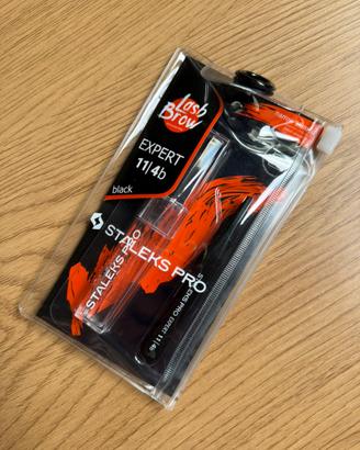 Pinzetta Spatels 11 type 4b per le sopracciglia