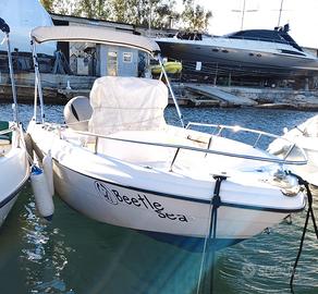 Barca Euromarine 5,60 Mt (escluso motore)