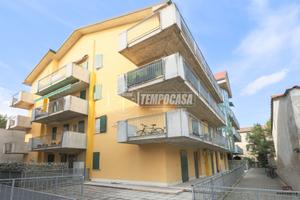 TRILOCALE CON TERRAZZO ABITABILE A MASSA LOMBARDA