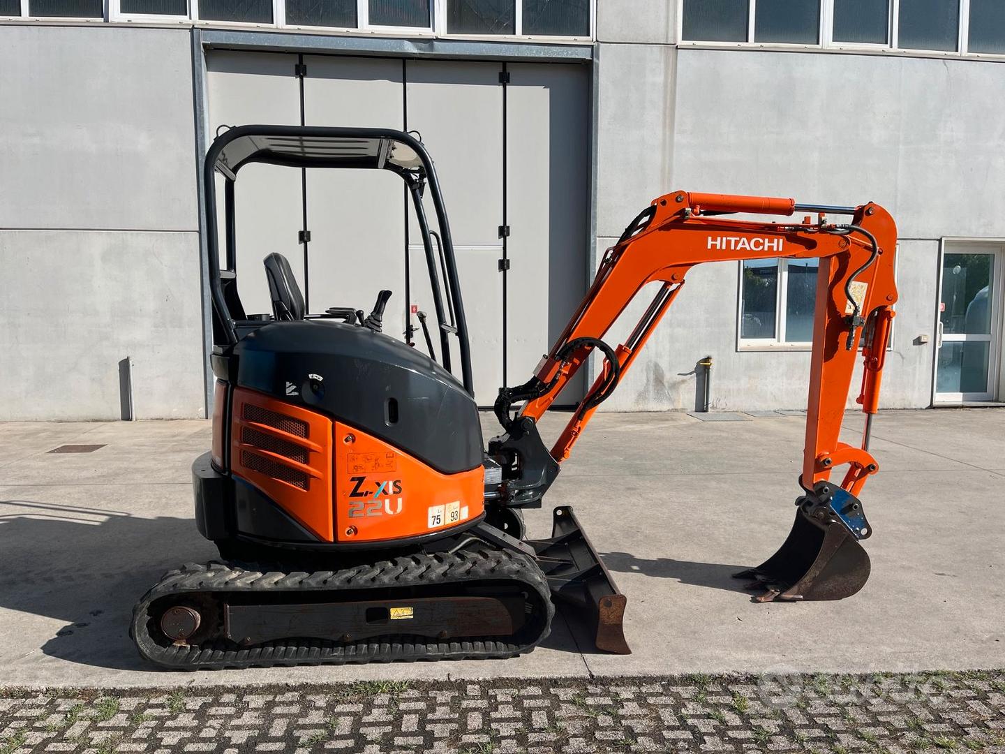 Hitachi ZX22-U - Veicoli commerciali In vendita a Vicenza
