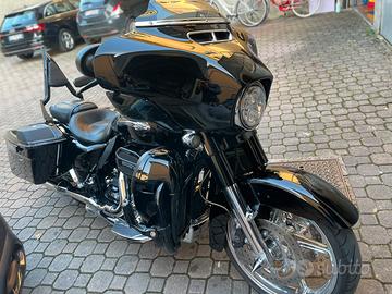 Harley davidson street glide CVO