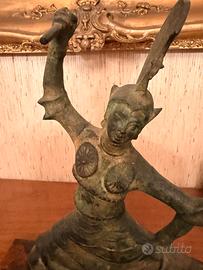 Statuetta in bronzo