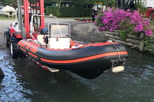 Gommone completo di motore