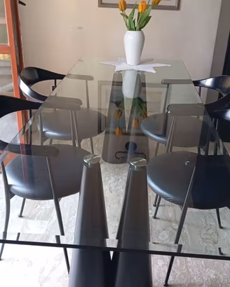 Tavolo Totem + 4 poltroncine Carmen Zanotta