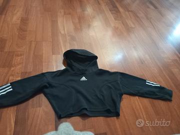 Felpa adidas nera on sale corta