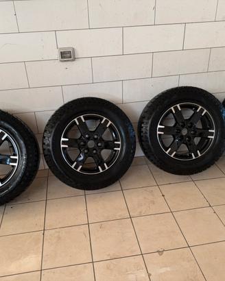 Ruote complete 245/65 R17