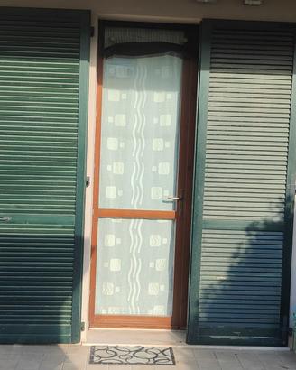 Porta Ingresso in legno 2 ante 150 x 240 serratura