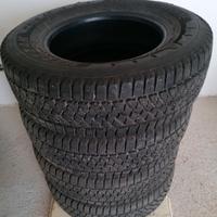 N. 4 PNEUMATICI INVERNALI MISURE 215/70 R15 C