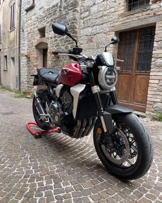 Honda CB1000R