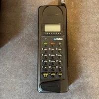 CELLULARE   ITALTEL NIBBIO  NERO CON ACCESSORI