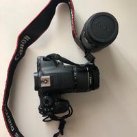 CANON EOS 700D con obiettivo 18-55 + 55-250mm