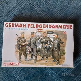 Modellismo GERMAN FELDGENDARMERIE Dragon