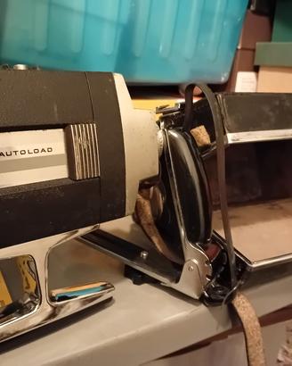 Cinepresa Super 8