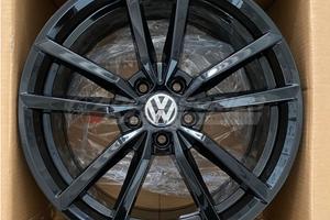 Cerchi in lega da 18" dedica Volkswagen Pretoria